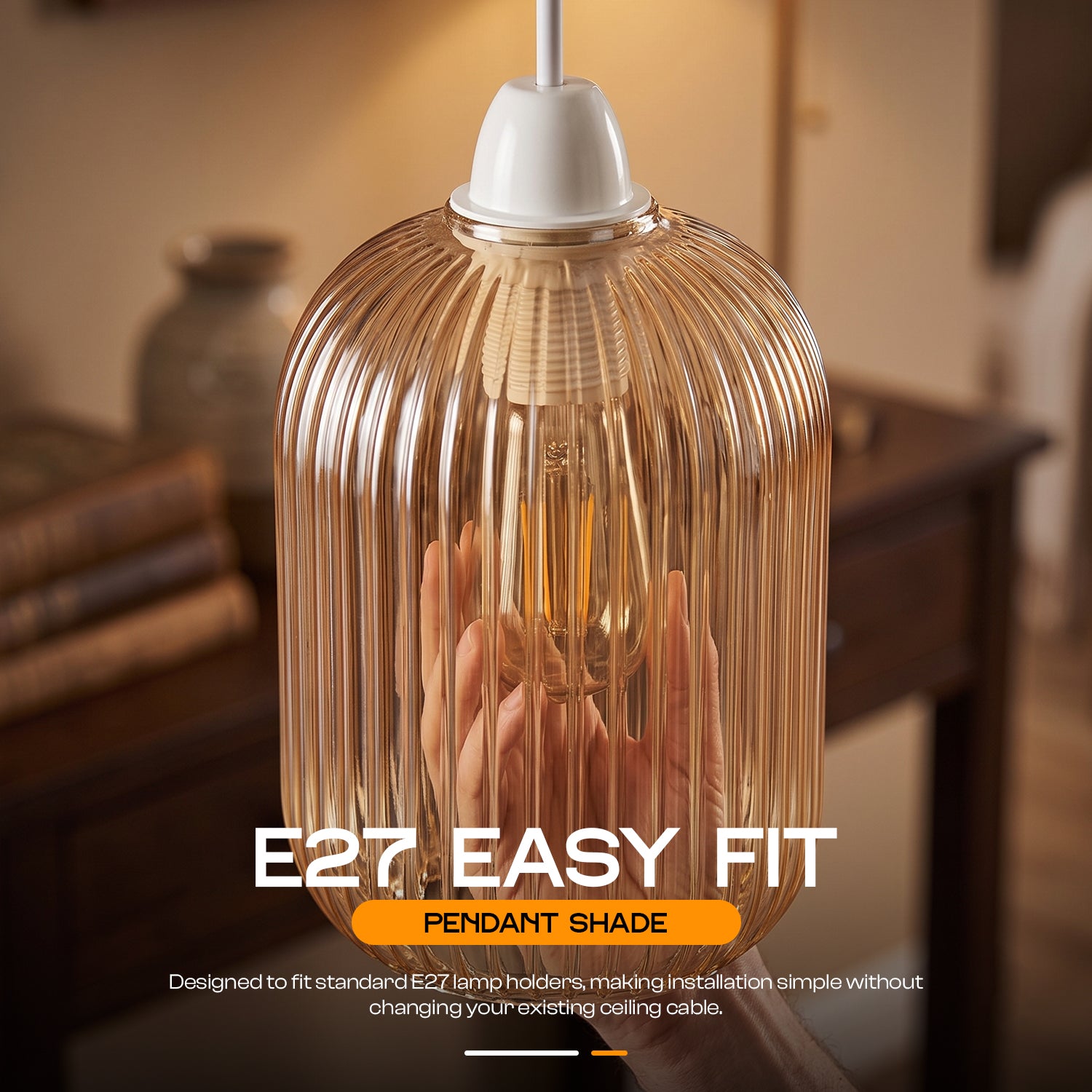 Moderner, Gerippter Glaslampenschirm in Bernstein 20 cm E27 Easy Fit~3 –