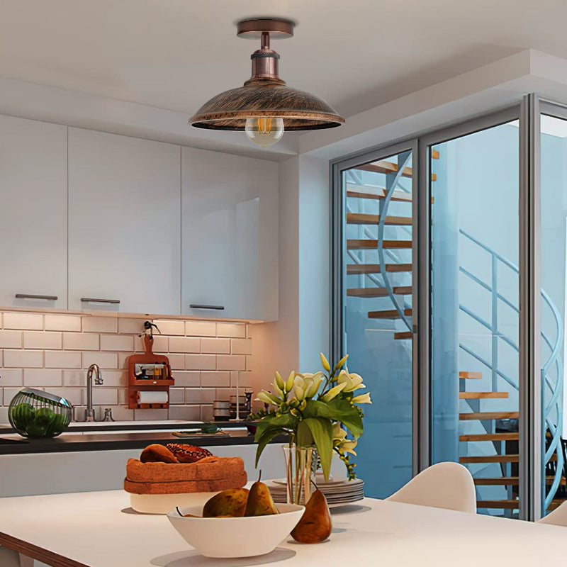 Deckenleuchte aus gebürstetem Kupfer