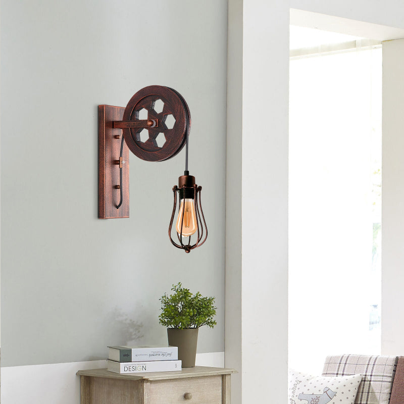 Design-Wandleuchte im Industriestil aus Holz und Metall – rustikal und modern zugleich