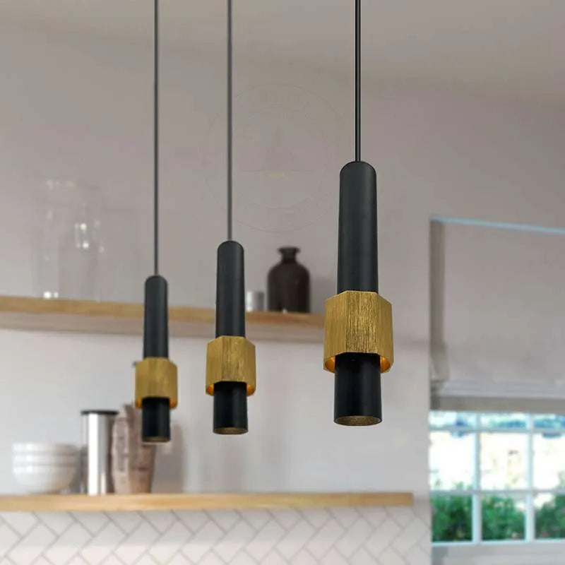 28 cm Hängelampe in Schwarz und Gold für elegantes Ambiente