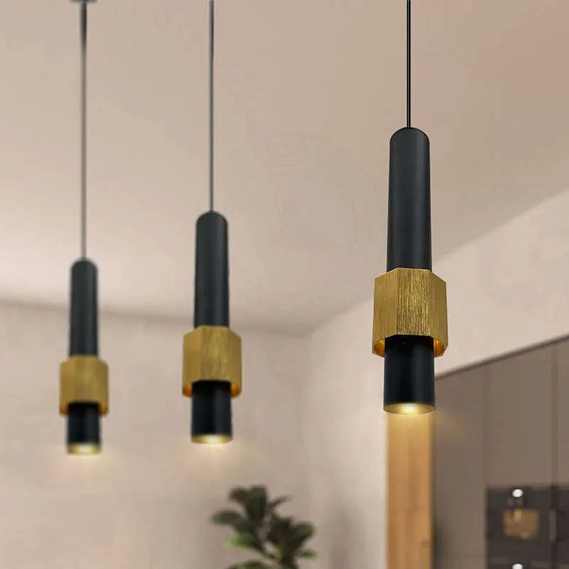 Pendelleuchte Schwarz und Gold aus Aluminium für elegantes Design