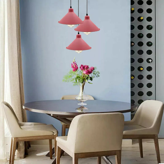 Lampada da soffitto industriale con paralumi a forma di cono, lampade a sospensione ~2885