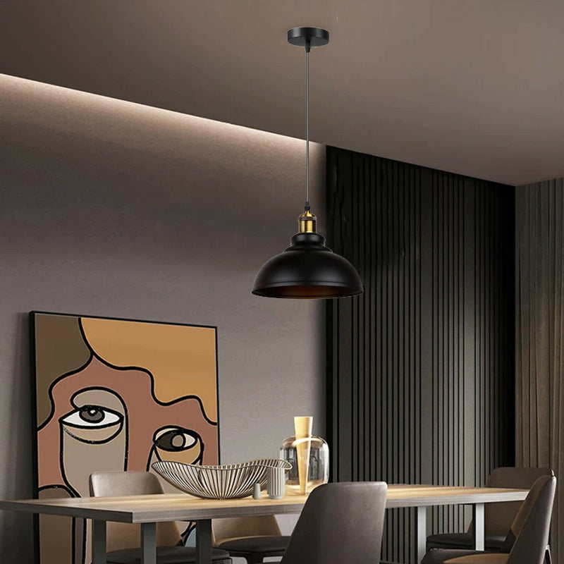 Elegante schwarze Pendelleuchte für das Esszimmer