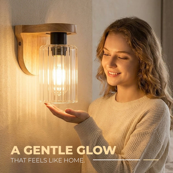 Wandleuchte aus Holz mit E27-Fassung und geripptem Glas – Vintage-Lampe für den Innenbereich~3696