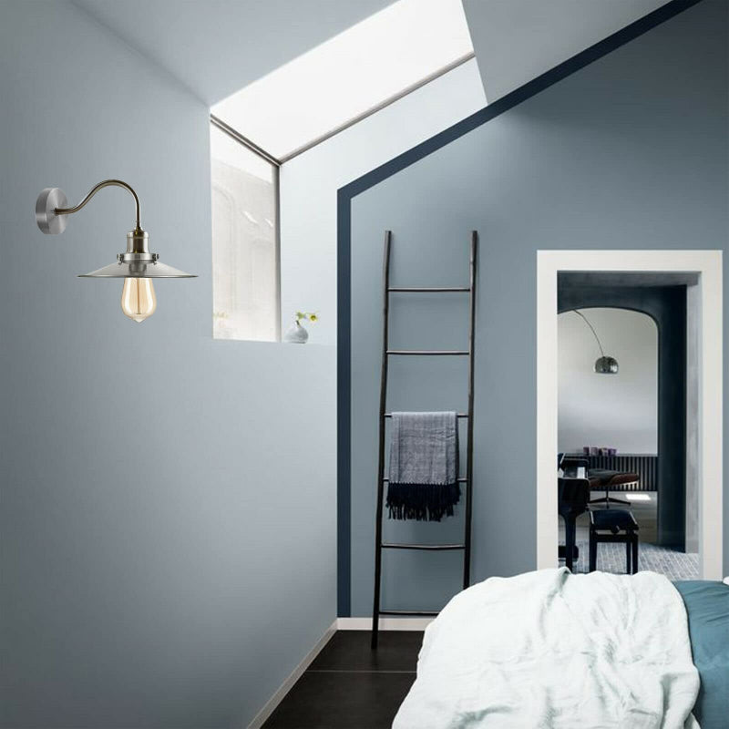 Deckenleuchte Trichterform  