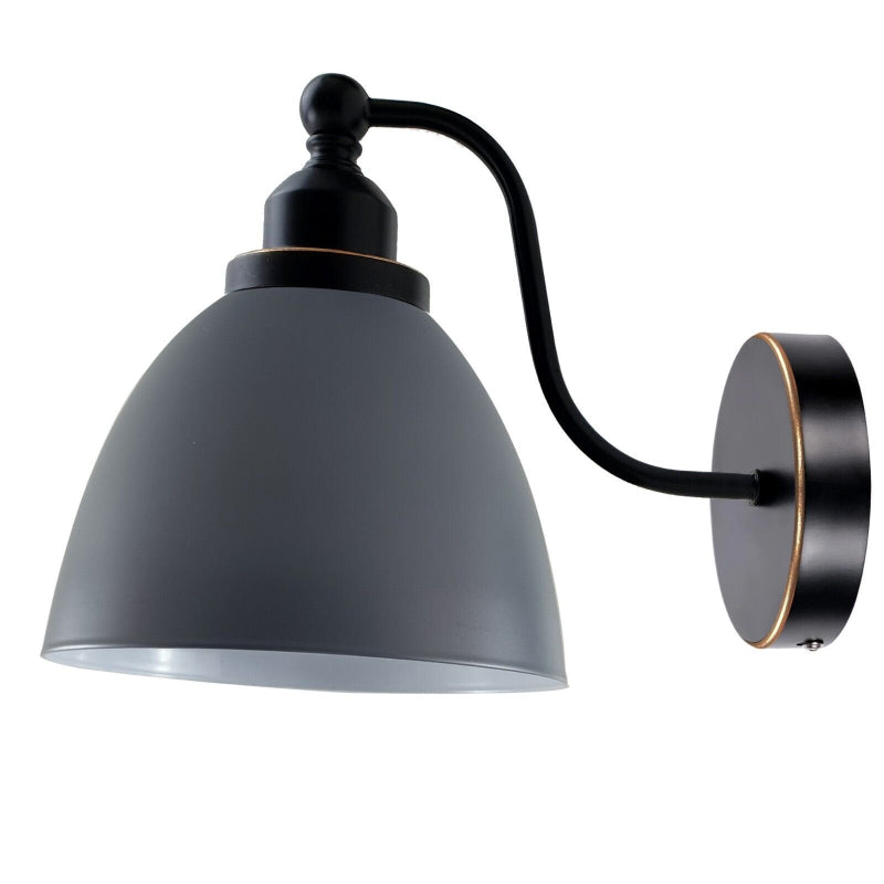 Farbige Wandlampe aus Metall für die Küche
