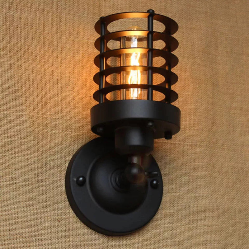 Vintage Wandleuchte mit Metallkorb – Retro Käfigdesign