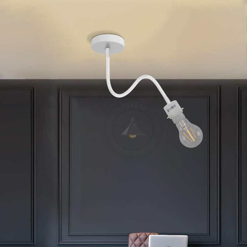 Minimalistische Deckenbeleuchtung 360 Grad schwenkbar Industrie-Stil.