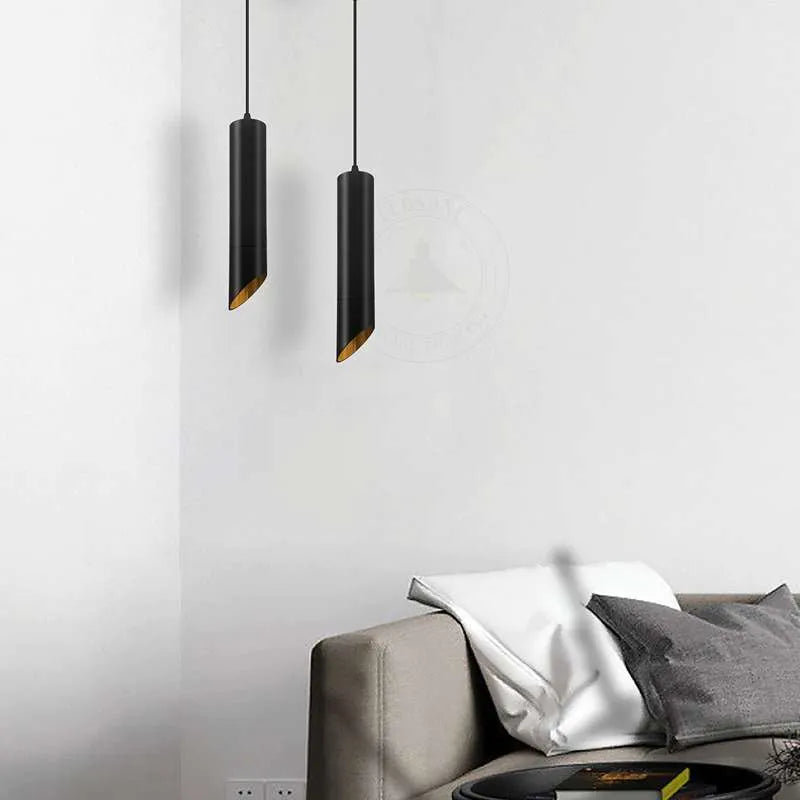 Röhrenleuchten, schwarze Leuchte