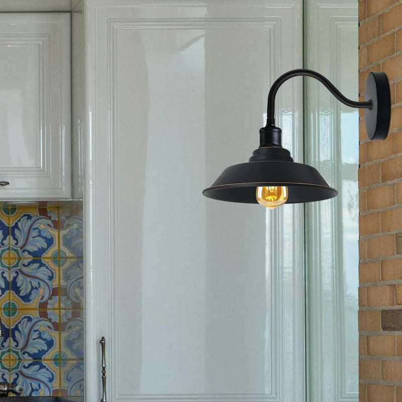 Retro Wandleuchte in Schwarz mit Kupfereinfassung für Wohnzimmer