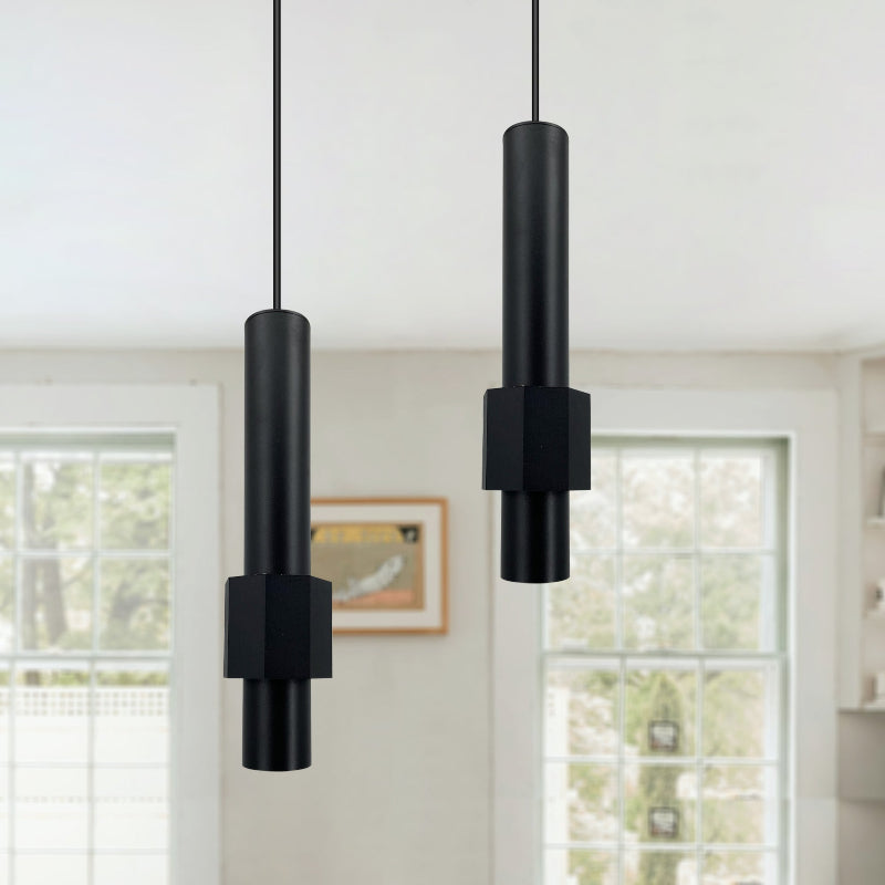 Schwarze Zylinder Pendelleuchte mit goldenem Ring