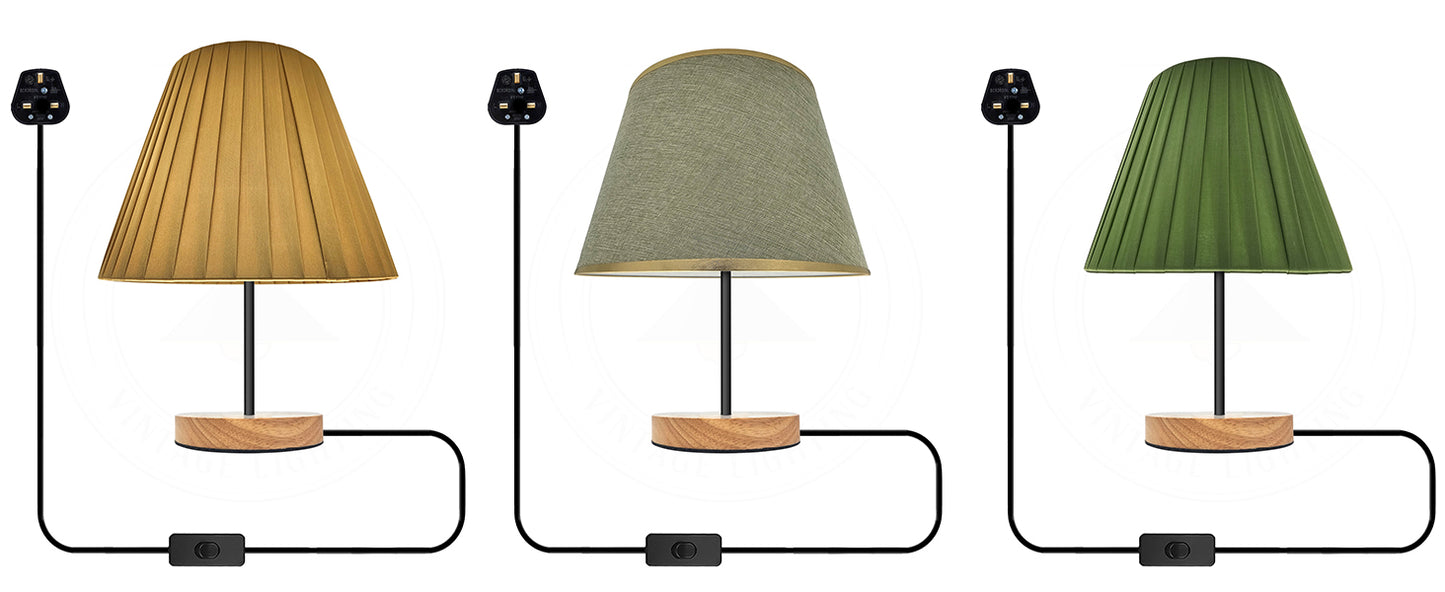 Coolie Stoff-Lampenschirm Tischlampe (Holzständer)