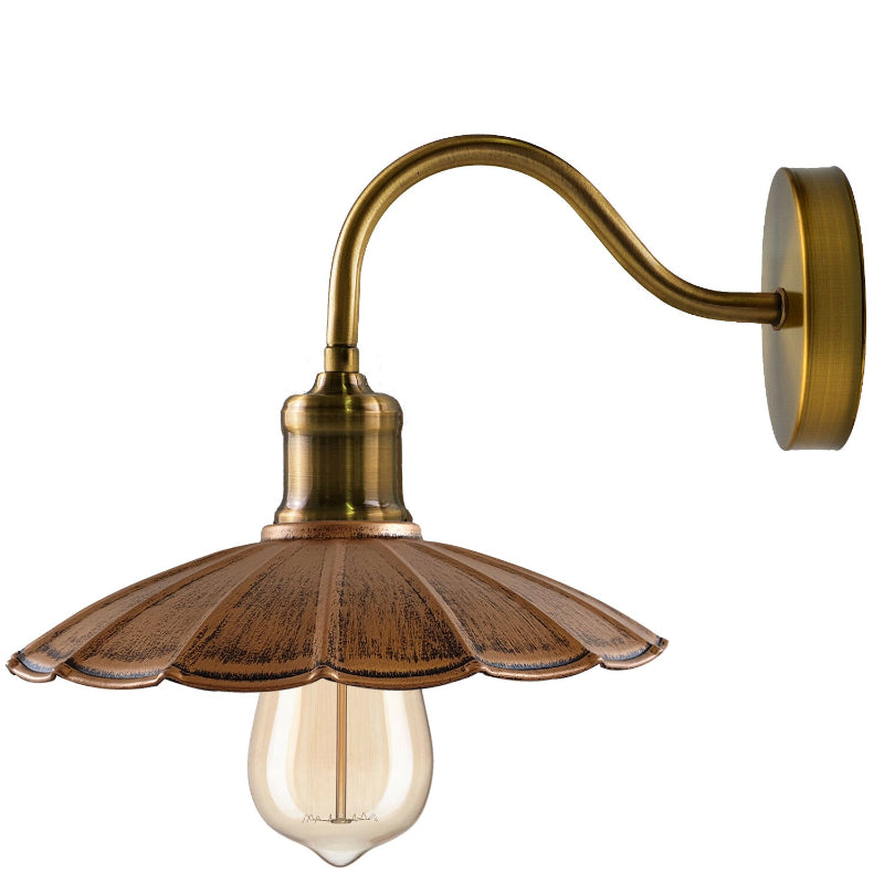 Vintage Wandleuchte mit gewelltem Schirm