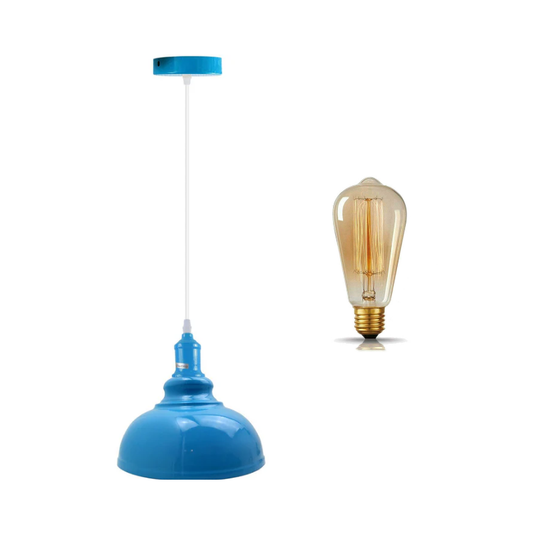 Deckenlampe aus blau lackiertem Metall mit runder Kuppelform für eine gleichmäßige und elegante Lichtverteilung.