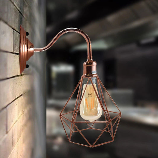 Elegante Wandlampe in Roségold mit E27 und Drahtkäfig für modernes Wohnen.

