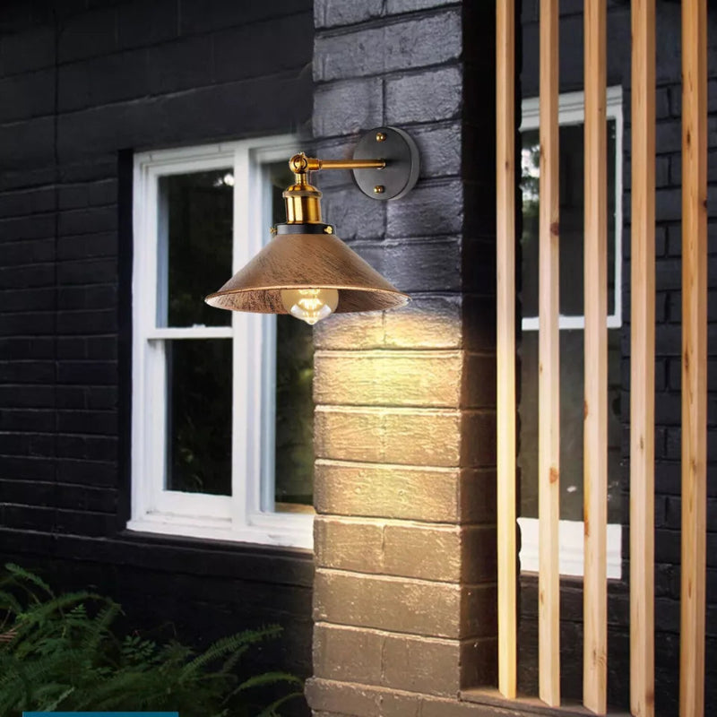 Industrial-Wandleuchte aus Kupfer mit E27-Fassung – ideal für Wohn- und Schlafzimmer.
