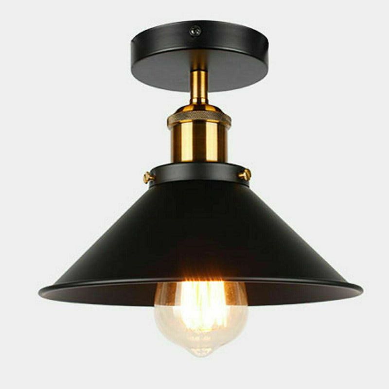 Minimalistische schwarze Metall-Deckenlampe für klare Linien