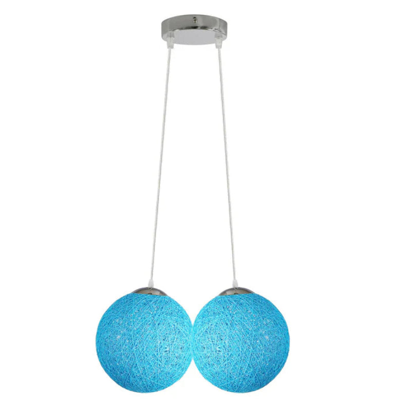 Pendelleuchte aus Rattan in Blau für das Kinderzimmer, Ø 20 cm, stilvoll und ideal für gemütliche Räume. 