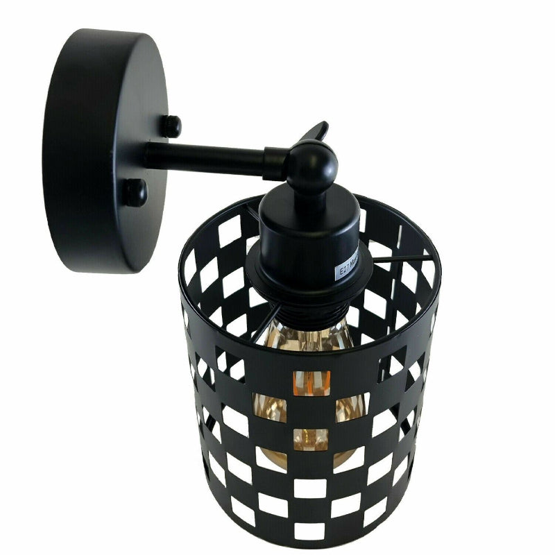 Wandleuchte mit E27 Lichtquelle in Schwarz